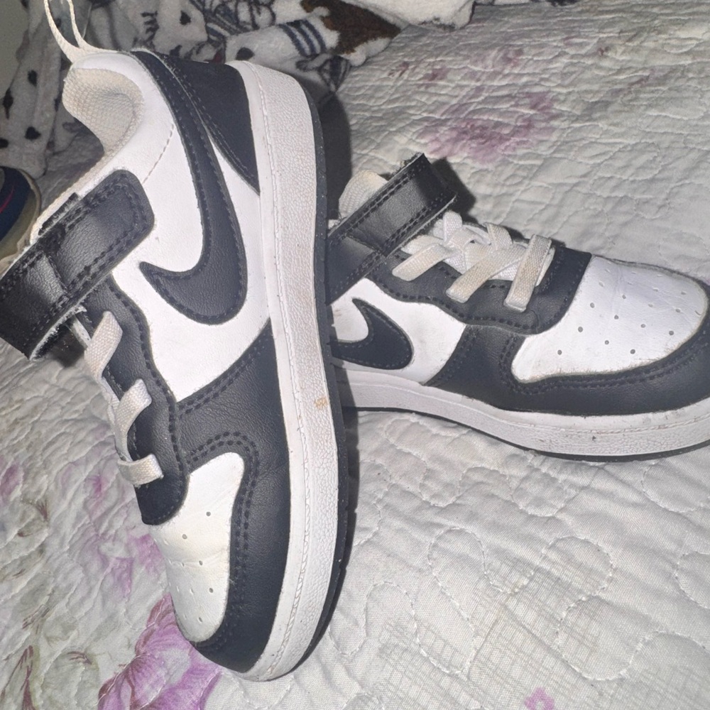 Nike Kids Black and White Sneakers